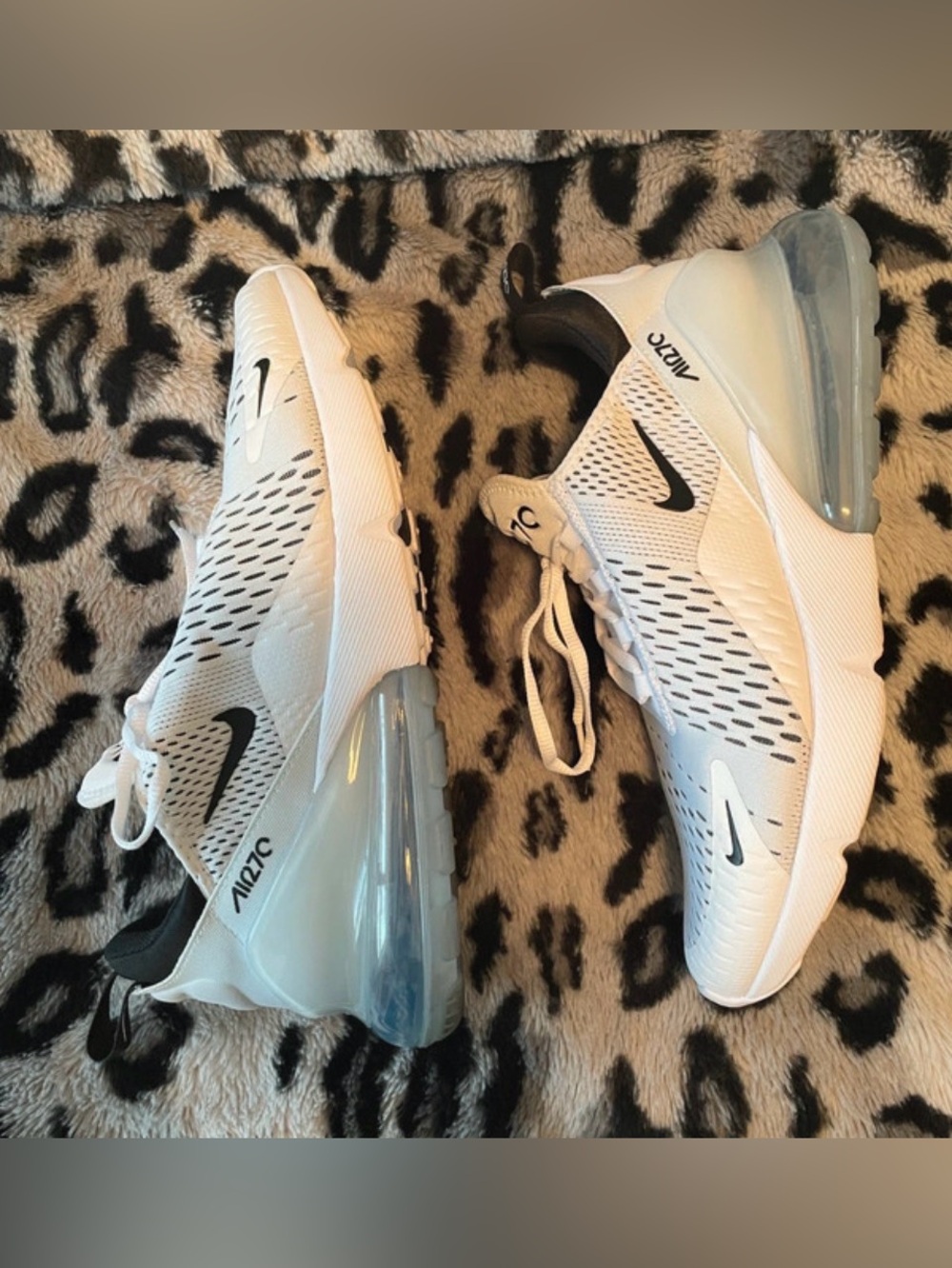 White Nike Air Max 270 Sneakers /Size 11.5 / Like New - Picture 2 of 10